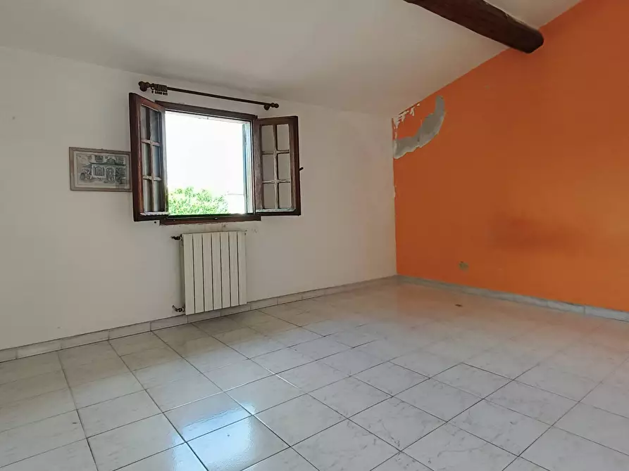 Immagine 6 di Appartamento in vendita  in via Bassa 10 a Livorno