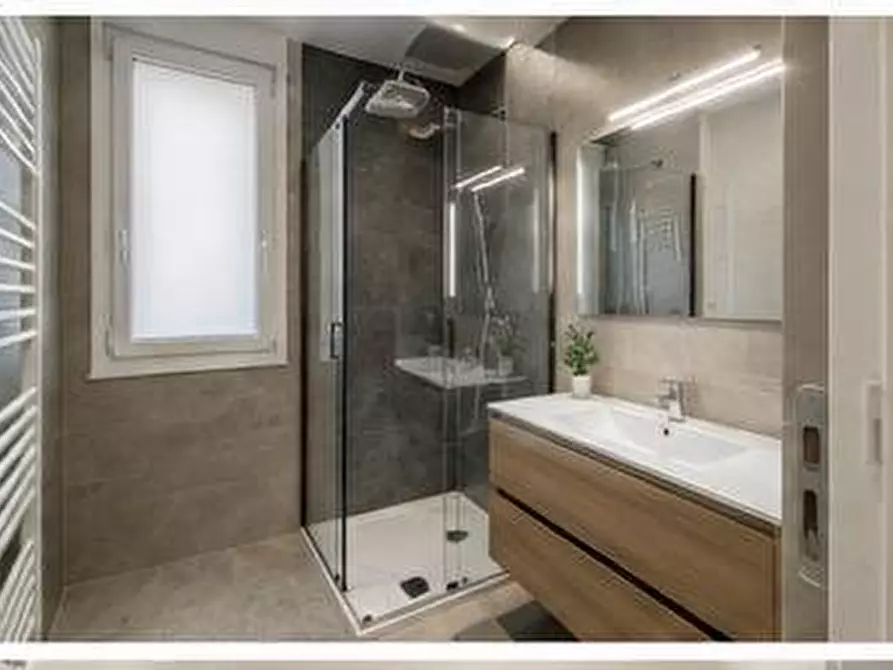 Immagine 15 di Appartamento in vendita  in Viale Francesco Bonaini 10 a Pisa