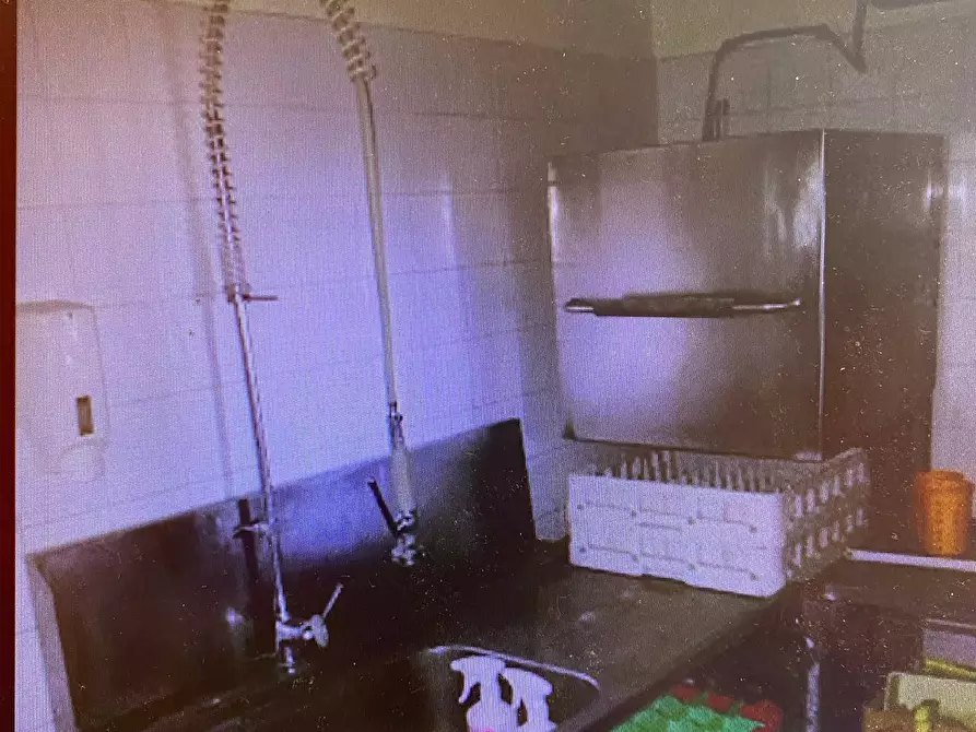 Immagine 5 di Attività commerciale in vendita  in via giuseppe verdi 1 a Pisa