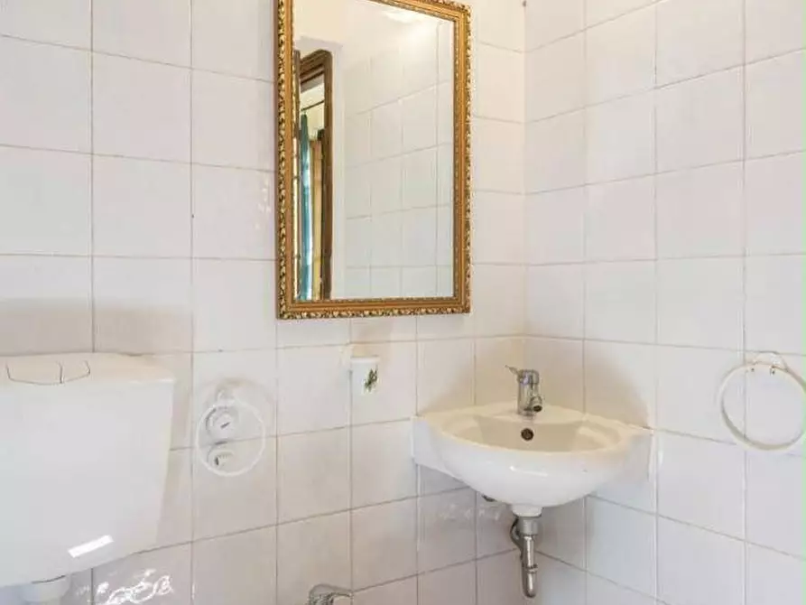 Immagine 8 di Casa indipendente in vendita  in via arginvecchio nord 10 a Camaiore