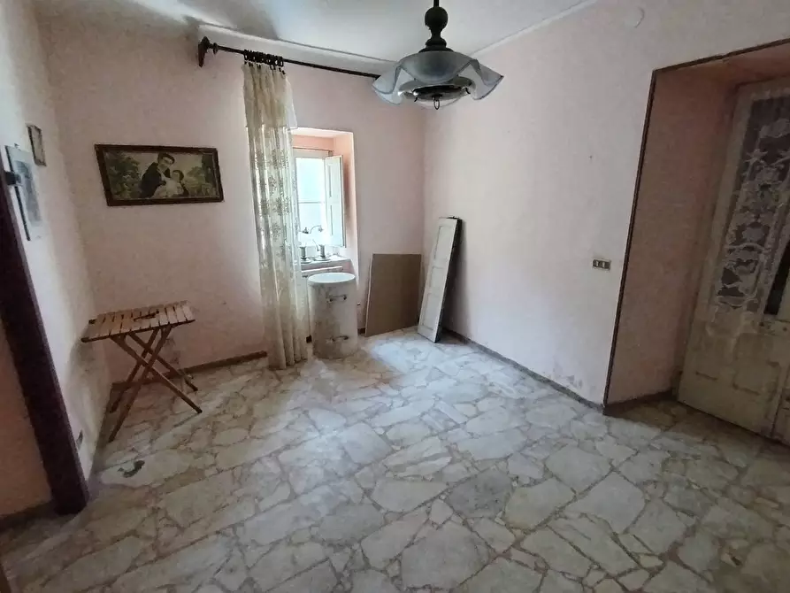 Immagine 3 di Casa indipendente in vendita  in via roma a Aidone