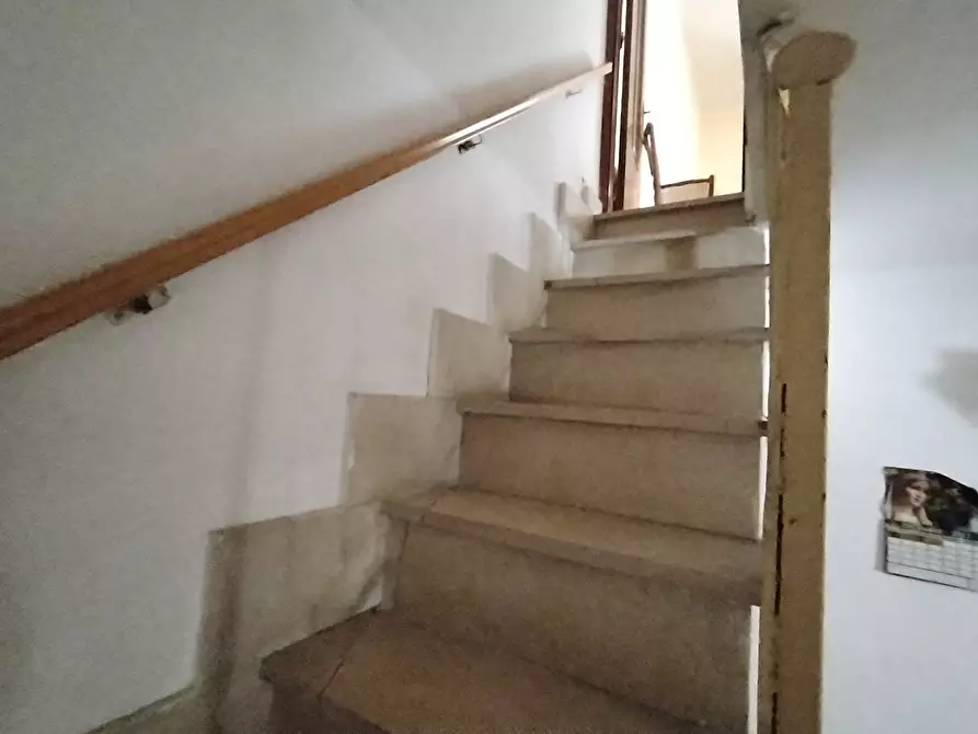Immagine 12 di Casa indipendente in vendita  in via roma a Aidone