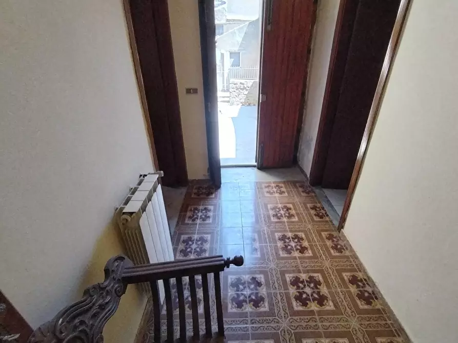 Immagine 18 di Casa indipendente in vendita  in via roma a Aidone