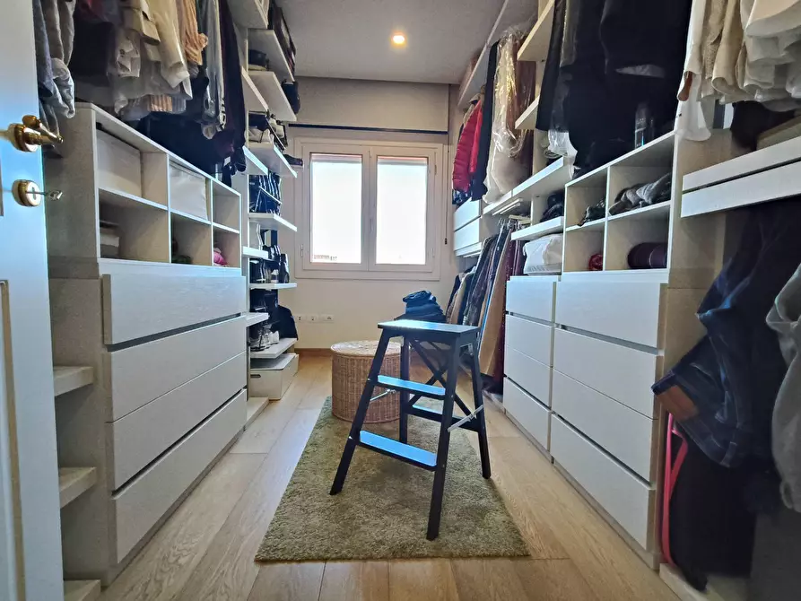 Immagine 30 di Appartamento in vendita  in Via Francesco Redi 40 a Pisa