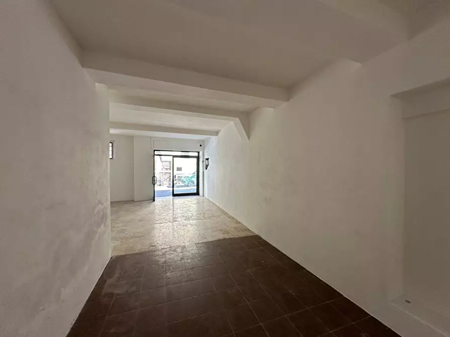 Immagine 3 di Attività commerciale in affitto  in VIA SANTA CROCE 29 a Lucca