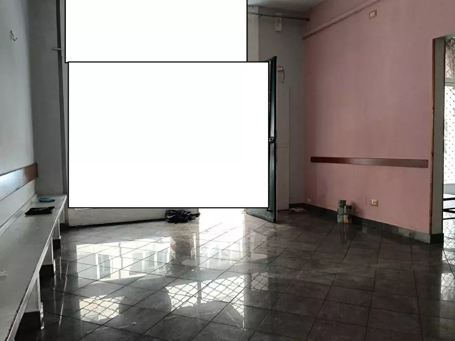 Immagine 10 di Attività commerciale in vendita  in Piazza Grande 10 a Livorno