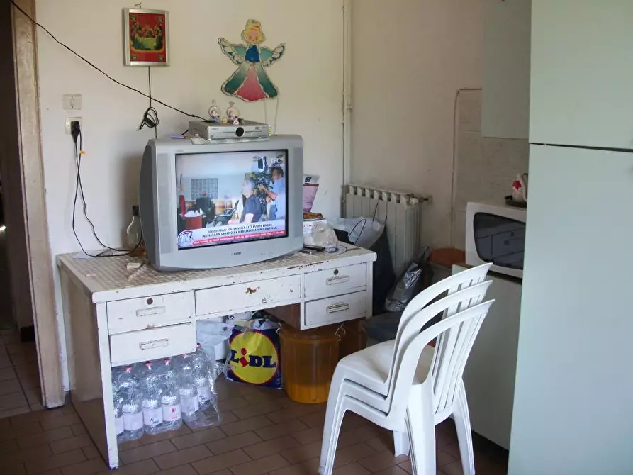 Immagine 11 di Appartamento in vendita  in piazza guerazzi 3 a Pisa