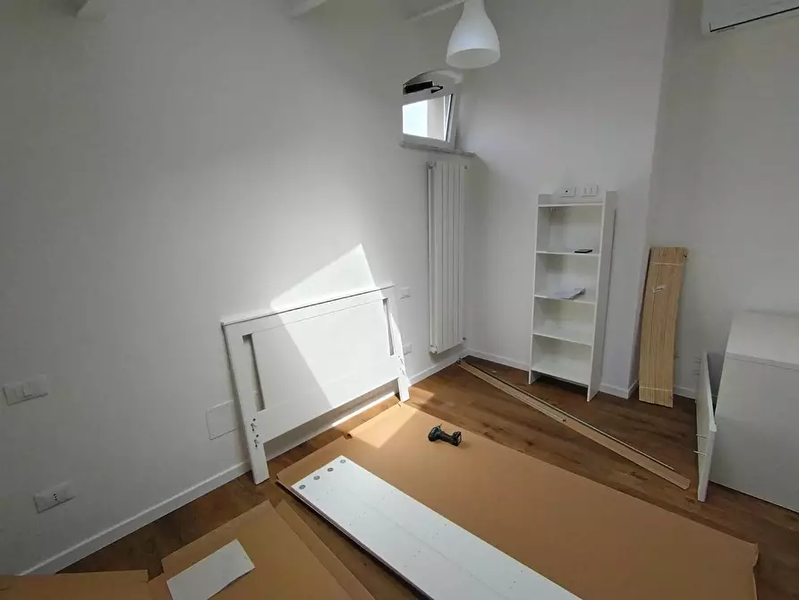 Immagine 25 di Camera in affitto  in via del carmine 18 a Pisa