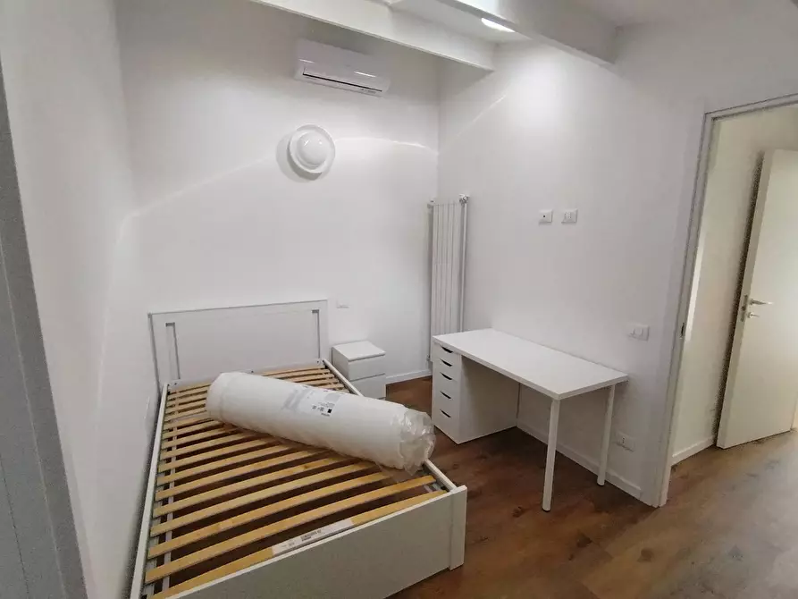 Immagine 22 di Camera in affitto  in via del carmine 18 a Pisa