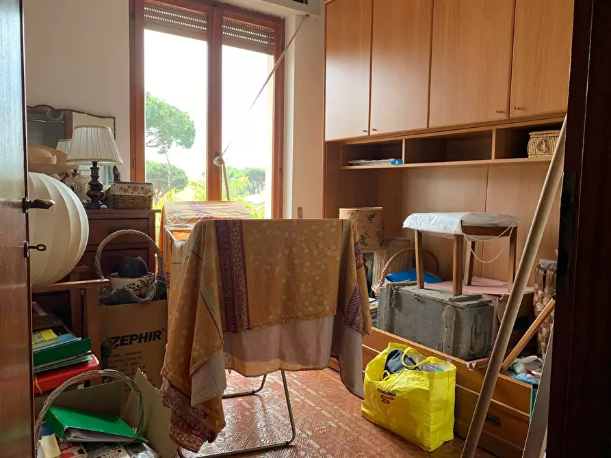 Immagine 7 di Appartamento in vendita  in Via Firenze a Massa