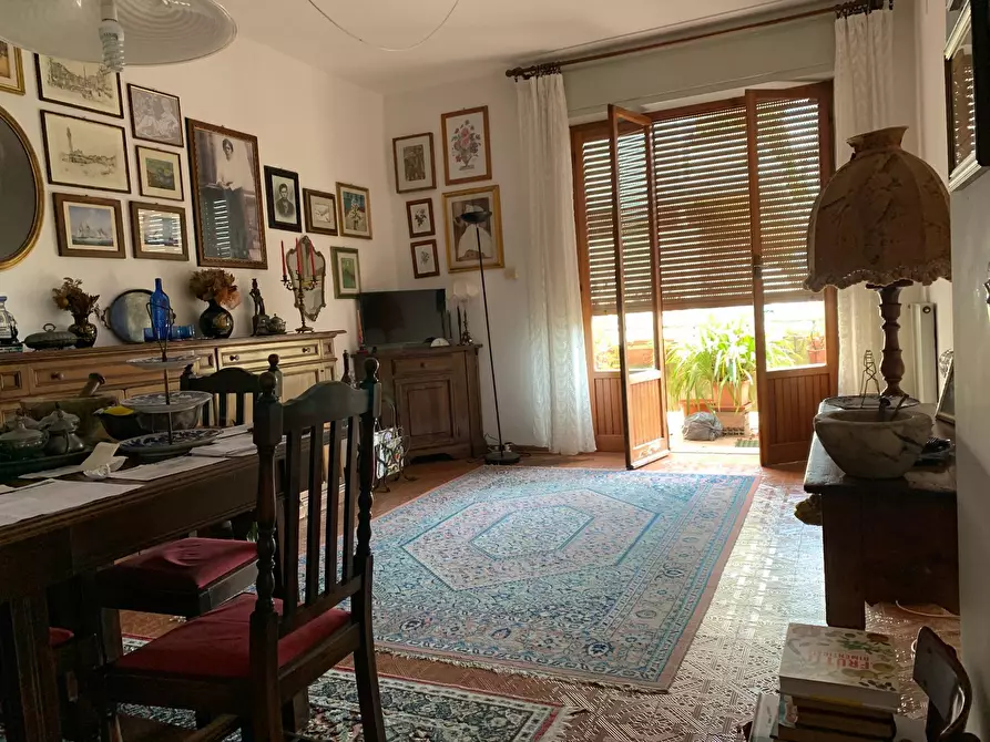 Immagine 1 di Appartamento in vendita  in Via Firenze a Massa