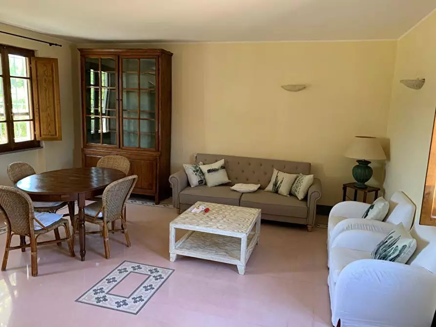 Immagine 3 di Casa indipendente in vendita  in via arginvecchio nord a Camaiore