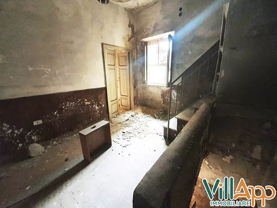 Immagine 2 di Appartamento in vendita  in Via Camillo Benso di Cavour 32 a Fondi