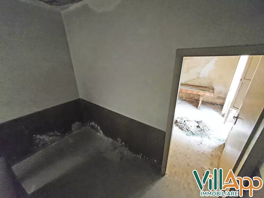 Immagine 3 di Appartamento in vendita  in Via Camillo Benso di Cavour 32 a Fondi