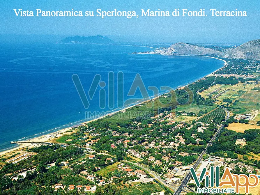 Immagine 25 di Villa in affitto  in Viale delle Magnolie 56 a Sperlonga