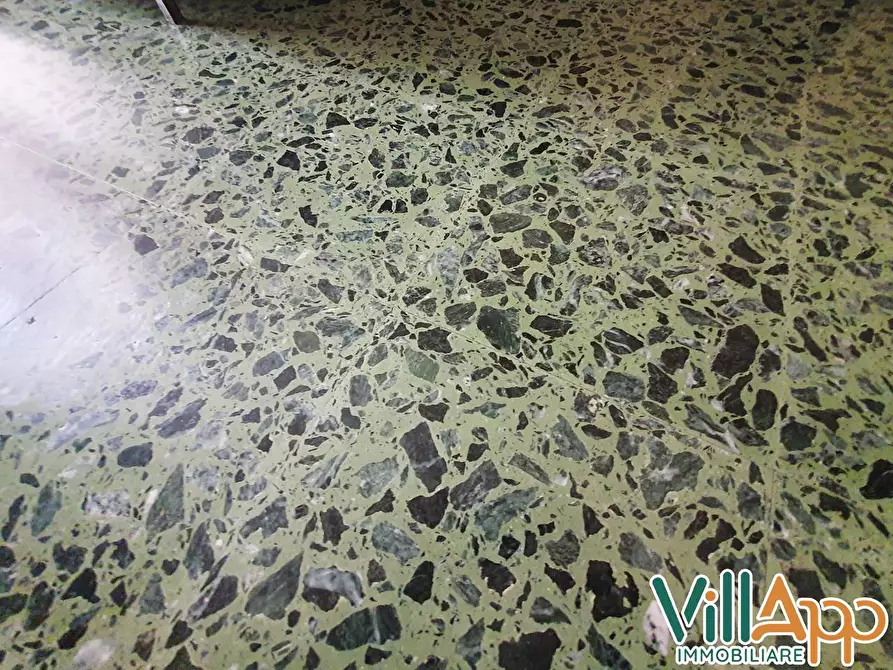 Immagine 29 di Appartamento in vendita  in Via Bettino Ricasoli 17 a Fondi