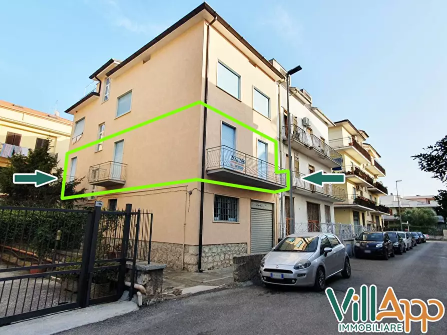 Immagine 1 di Appartamento in vendita  in Via Bettino Ricasoli 17 a Fondi