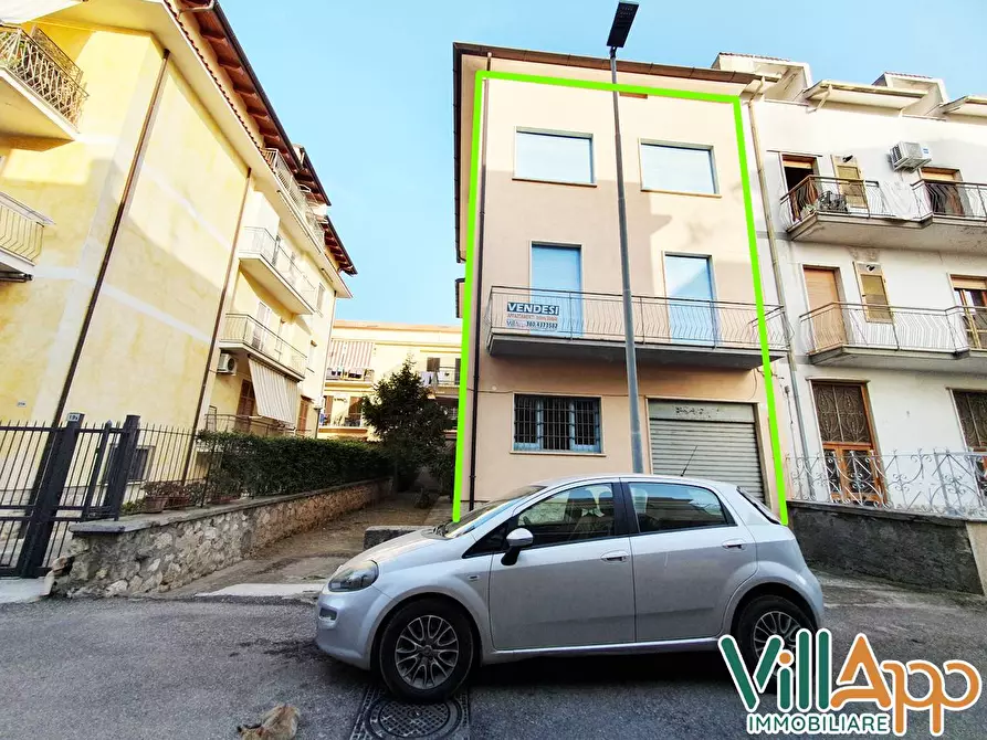 Immagine 23 di Villa in vendita  in Via Bettino Ricasoli 17 a Fondi