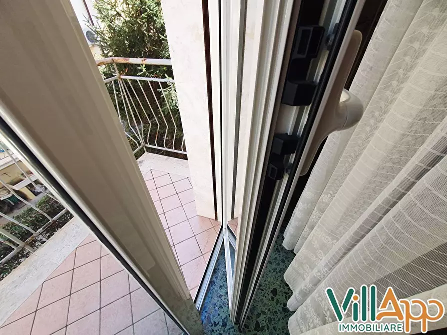 Immagine 25 di Villa in vendita  in Via Bettino Ricasoli 17 a Fondi