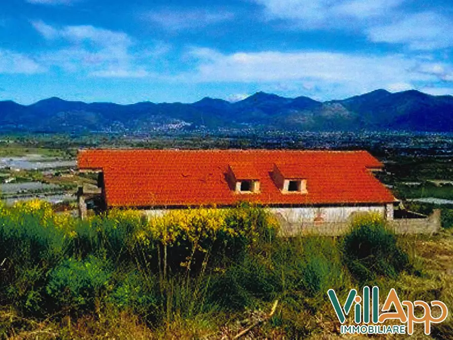 Immagine 5 di Villa in vendita  in Via San Raffaele a Fondi