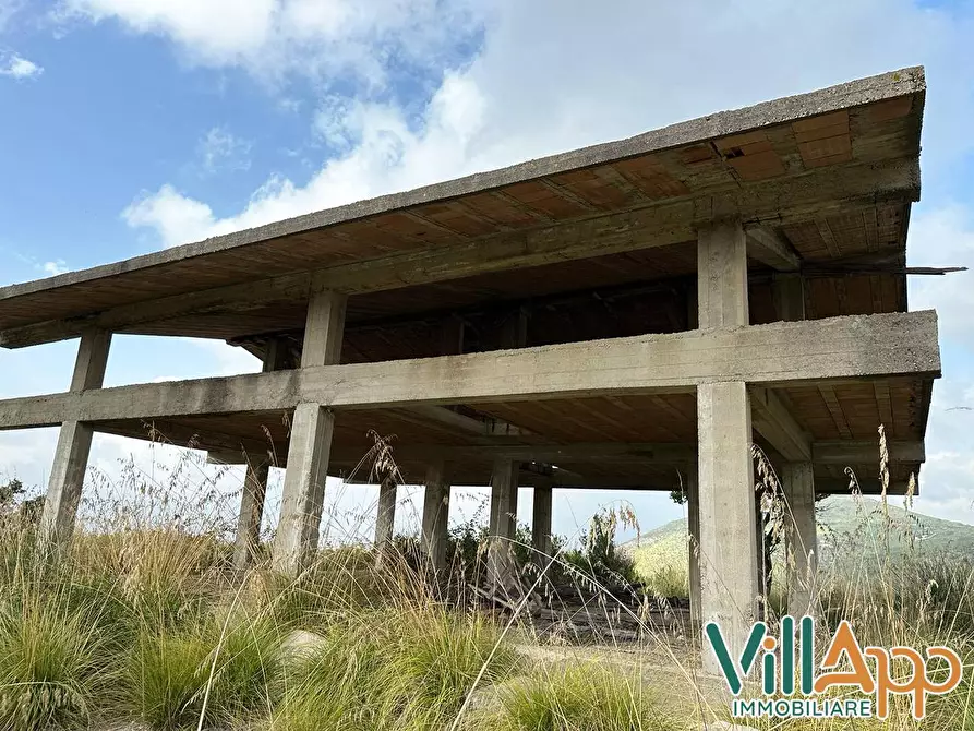 Immagine 6 di Villa in vendita  in Via San Raffaele a Fondi