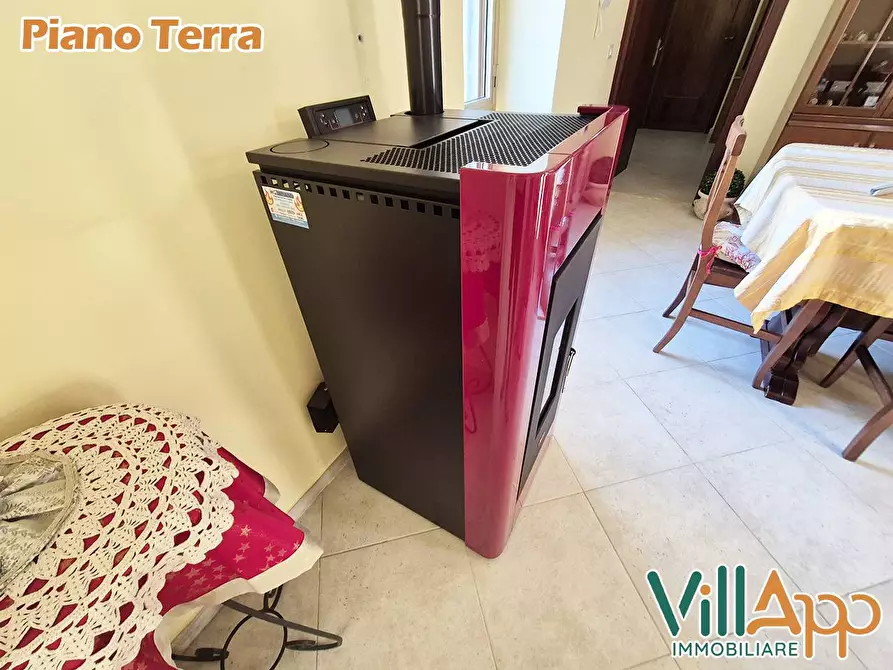 Immagine 44 di Villa in vendita  in Via Molelle 55 a Fondi