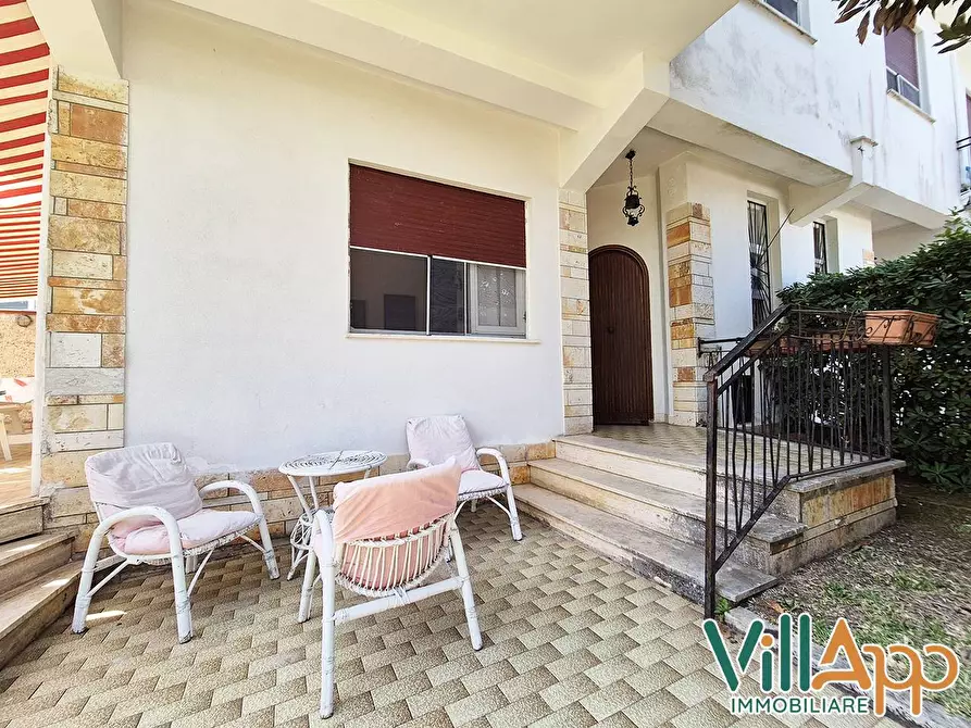 Immagine 35 di Villa in vendita  in Viale delle Rose 15 a Fondi