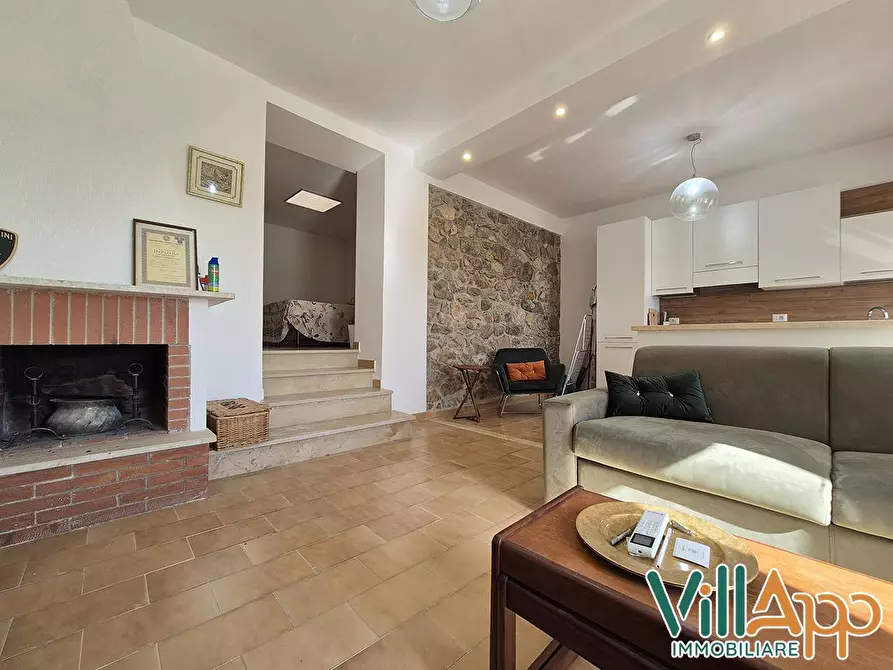 Immagine 6 di Appartamento in vendita  in Via Roma 140 a Campodimele