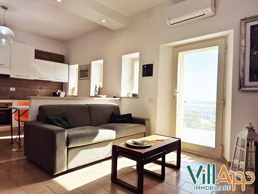 Immagine 14 di Appartamento in vendita  in Via Roma 140 a Campodimele