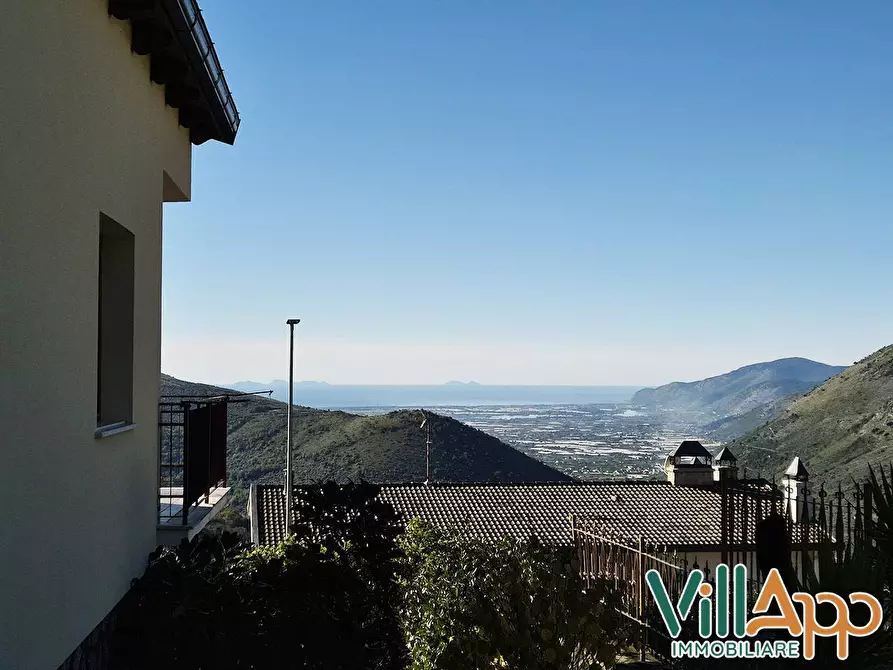 Immagine 43 di Villa in vendita  in Via del Mare 07 a Lenola