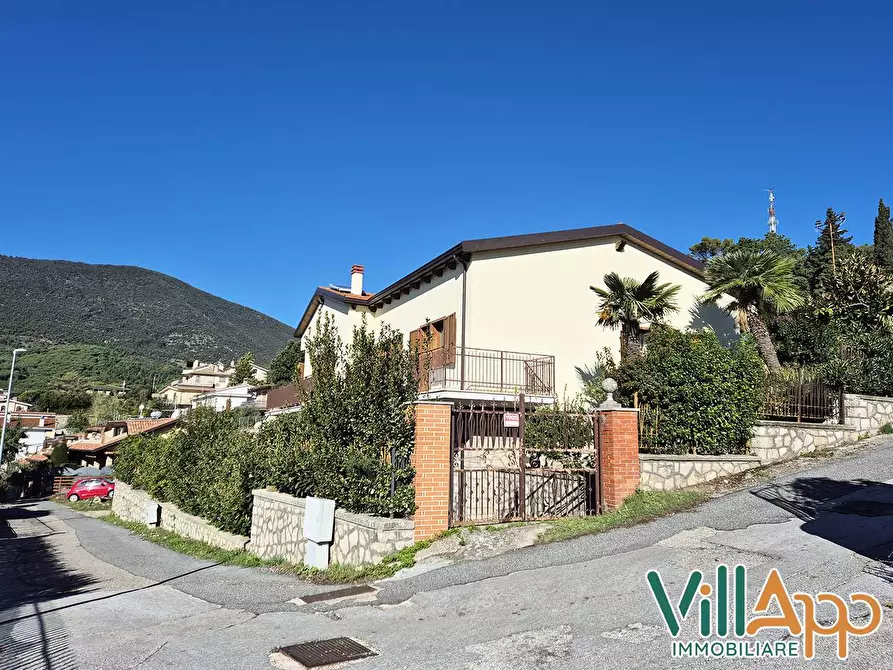 Immagine 33 di Villa in vendita  in Via del Mare 07 a Lenola