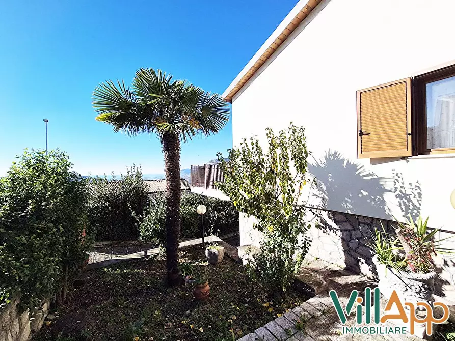 Immagine 36 di Villa in vendita  in Via del Mare 07 a Lenola