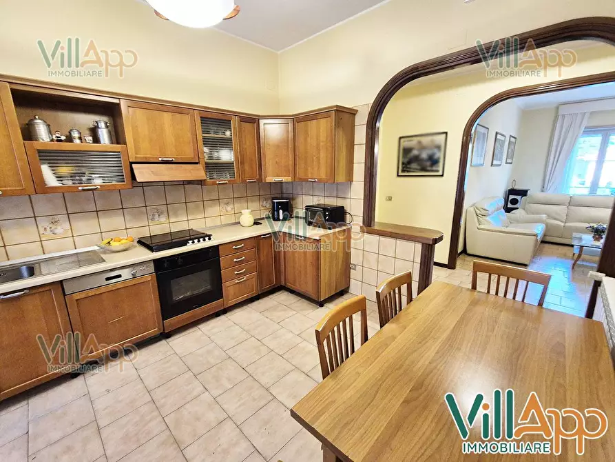 Immagine 3 di Appartamento in vendita  in Via Giordano Luca 36 a Fondi