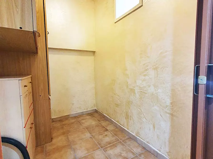 Immagine 15 di Appartamento in vendita  in Via Roma 135 a Campodimele