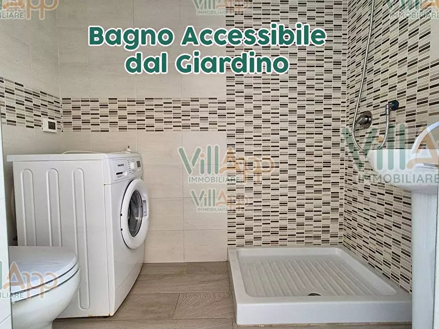 Immagine 22 di Villa in affitto  in Via Guado 150 a Fondi