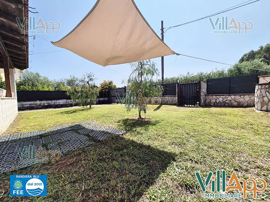 Immagine 23 di Villa in affitto  in Via Guado 150 a Fondi