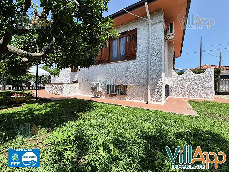 Immagine 16 di Villa in affitto  in Via Capratica 15 a Fondi