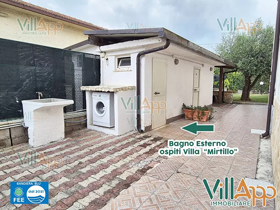 Immagine 8 di Villa in affitto  in Via Guado I 142 a Fondi
