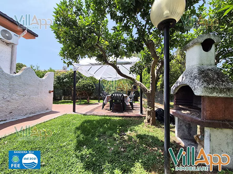 Immagine 14 di Villa in affitto  in Via Capratica 15 a Fondi