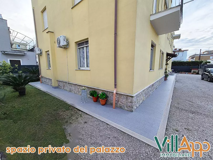 Immagine 3 di Appartamento in vendita  in Via C Cattaneo 11 a Terracina