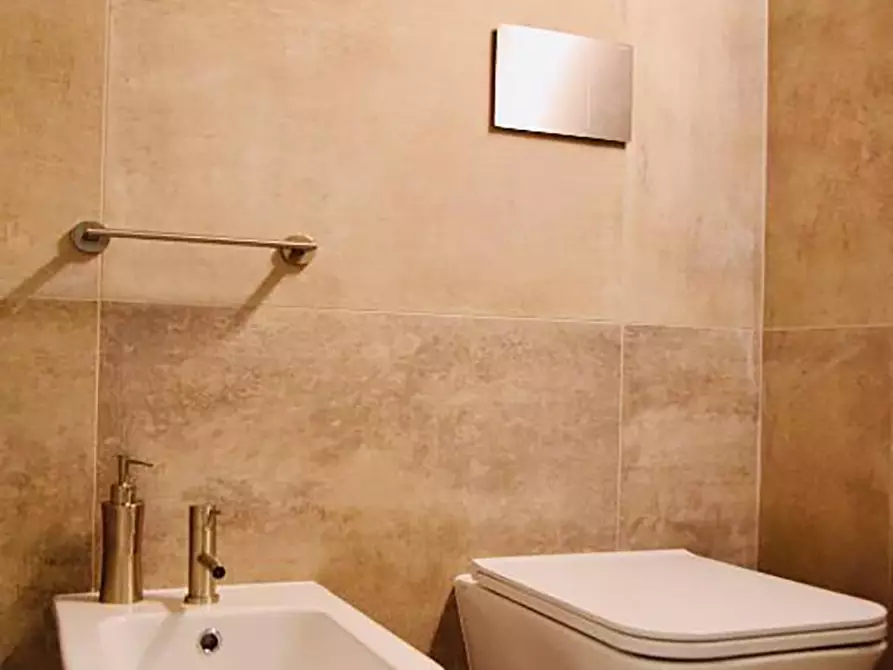 Immagine 14 di Appartamento in affitto  in Via Guglielmo Obertdan a Fondi