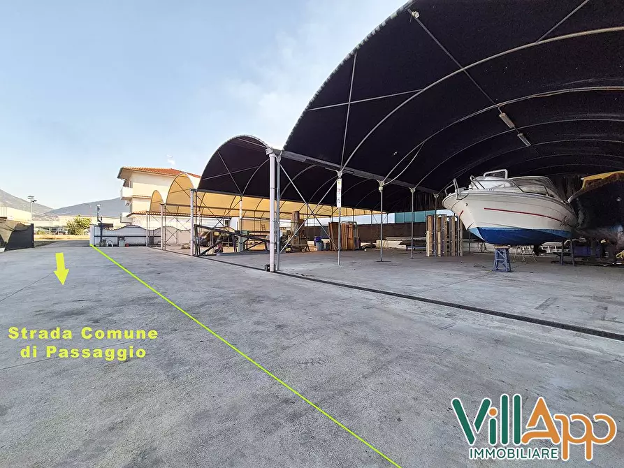 Immagine 2 di Terreno agricolo in vendita  in Via Diversivo Acquachiara snc a Fondi