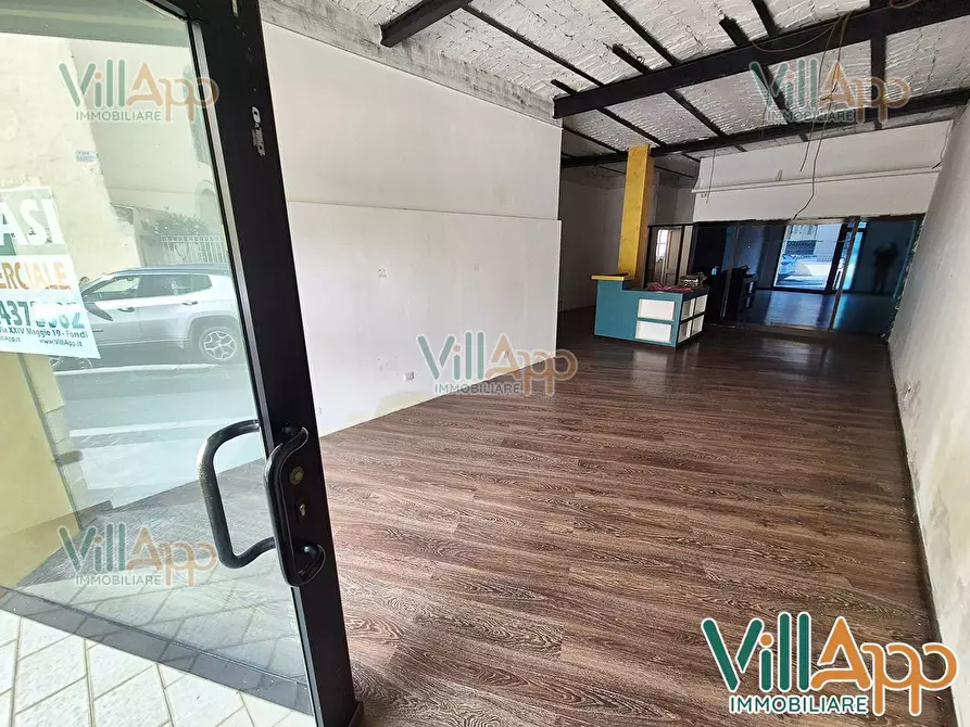 Immagine 3 di Locale commerciale in affitto  in Via San Francesco 5 a Fondi