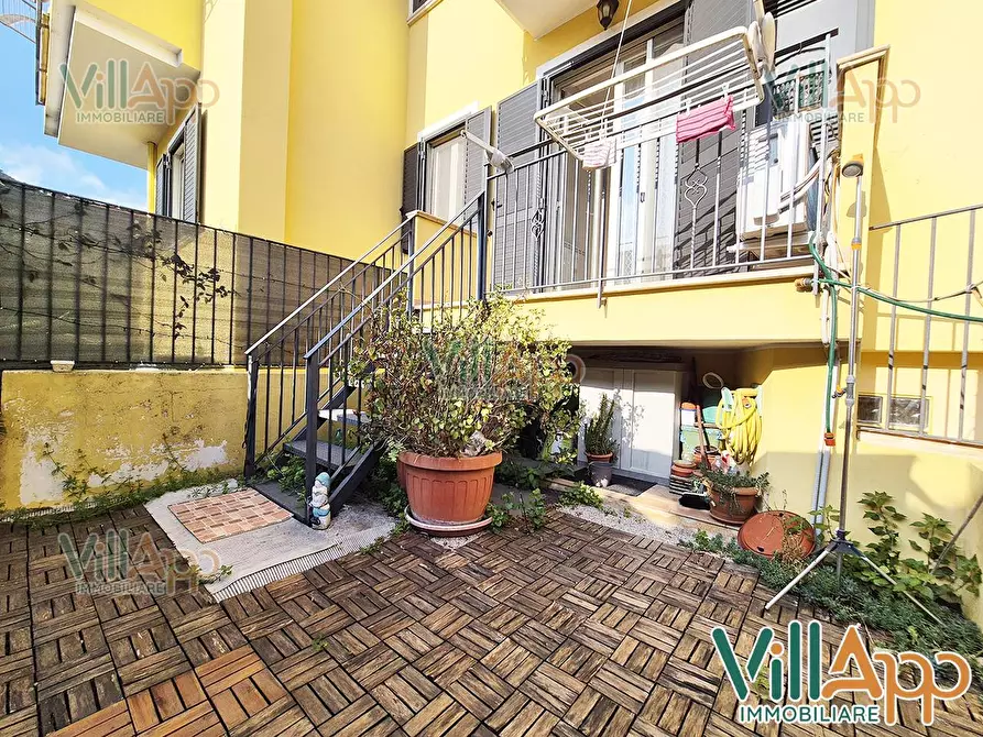 Immagine 15 di Villa in vendita  in Via del Mirto 7 a Fondi