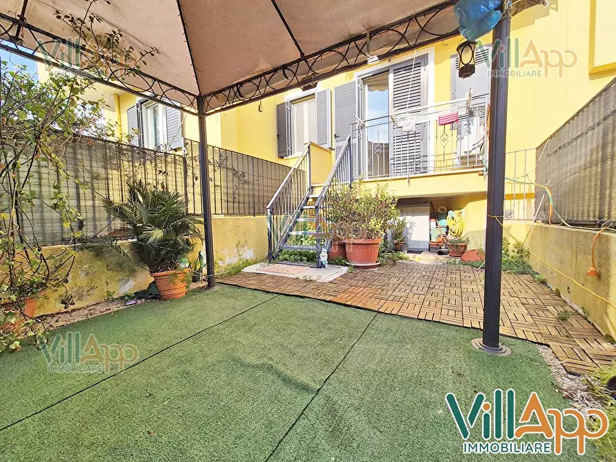 Immagine 11 di Villa in vendita  in Via del Mirto 7 a Fondi