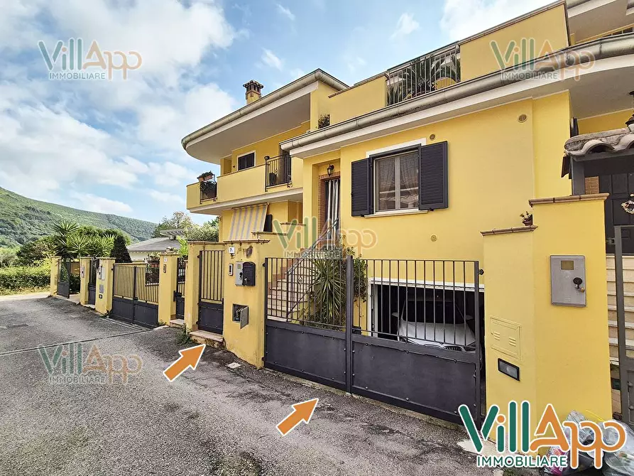 Immagine 16 di Villa in vendita  in Via del Mirto 7 a Fondi