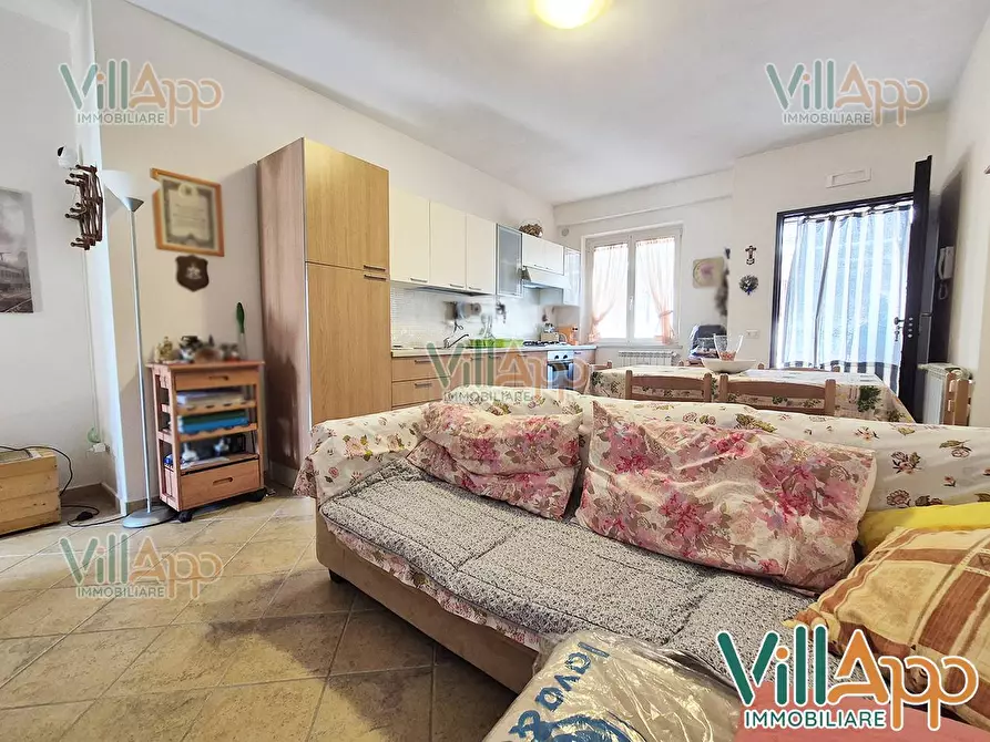 Immagine 5 di Villa in vendita  in Via del Mirto 7 a Fondi