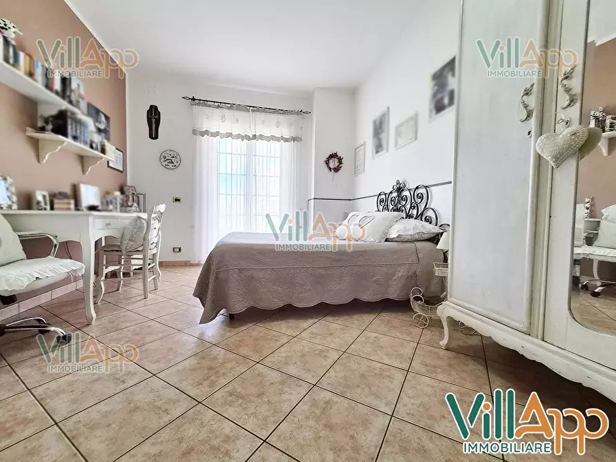 Immagine 33 di Villa in vendita  in Via Malta 20 a Fondi