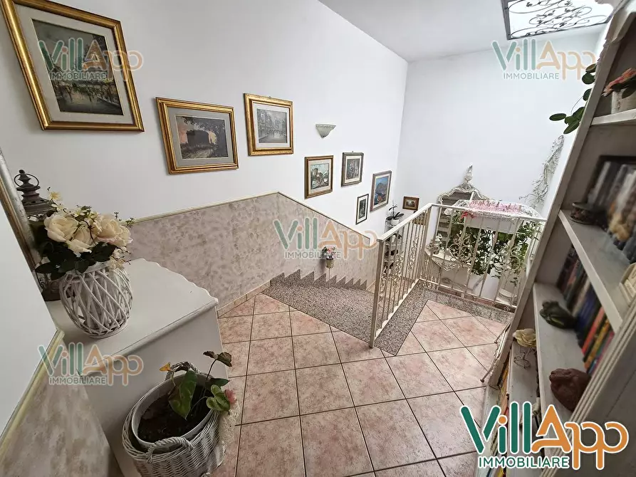 Immagine 12 di Villa in vendita  in Via Malta 20 a Fondi