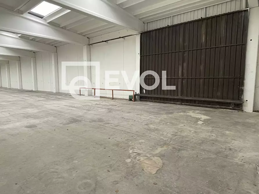 Immagine 5 di Capannone industriale in vendita  in via Valussi a Campolongo Tapogliano